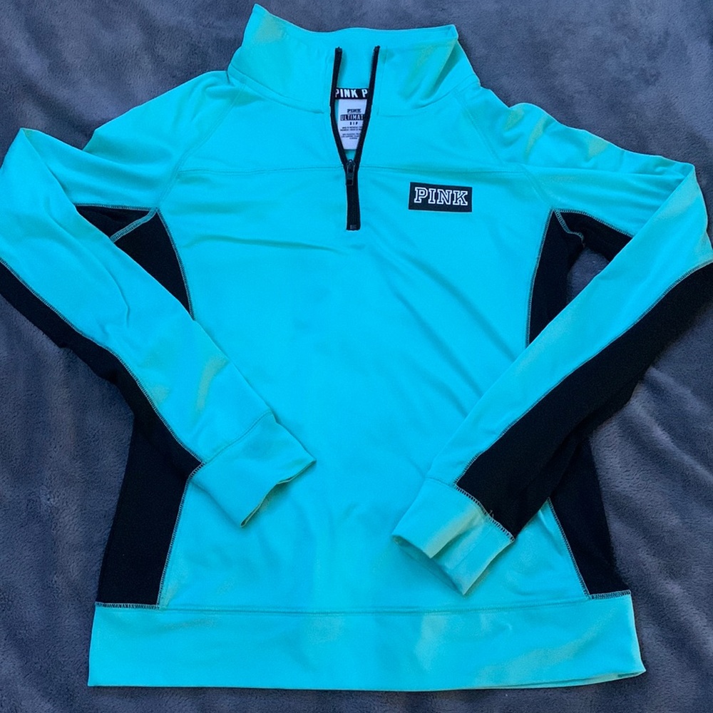 PINK ULTIMATE half zip up in size small